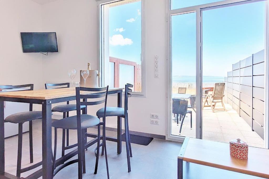 Appartement Pour 3 Personnes Sur La Plage Les Pieds Dans Leau Plonevez-Porzay Exterior photo